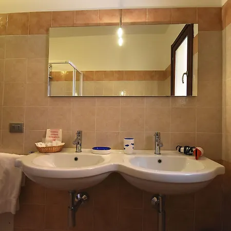 Il Girasole מלון וילסימיוס